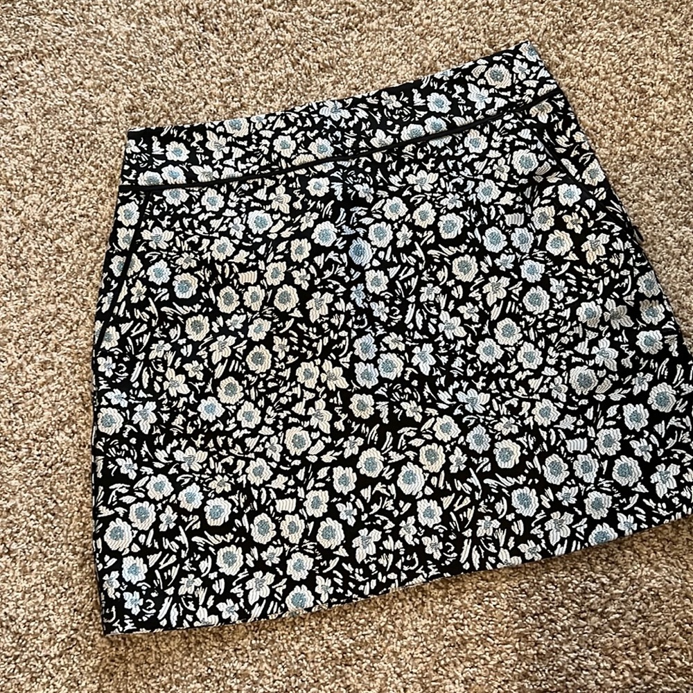 Loft skirt